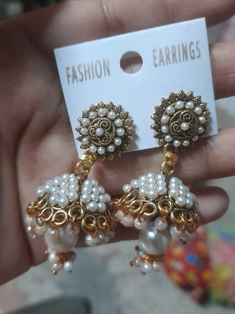 Elegant Pearl Jhumka Earrings