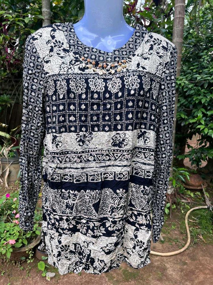 Boho Print Kurta with Embellished Neckline