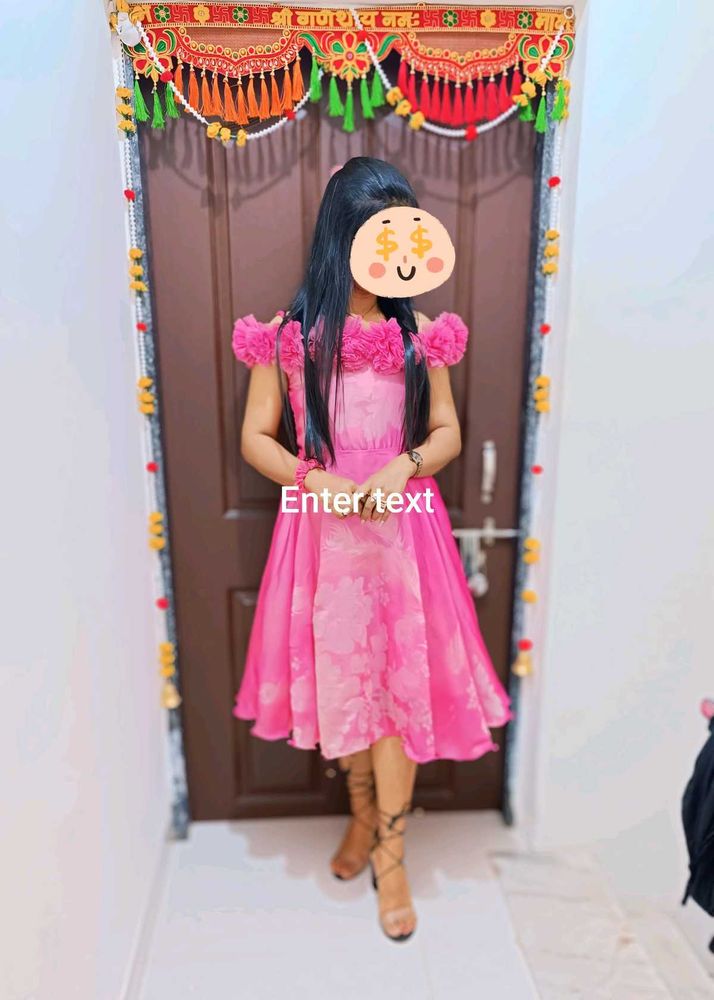 Chic Pink Floral Dress