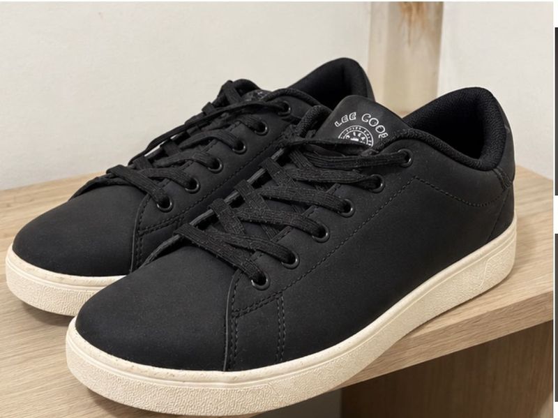 Classic Black Lee Cooper Sneakers