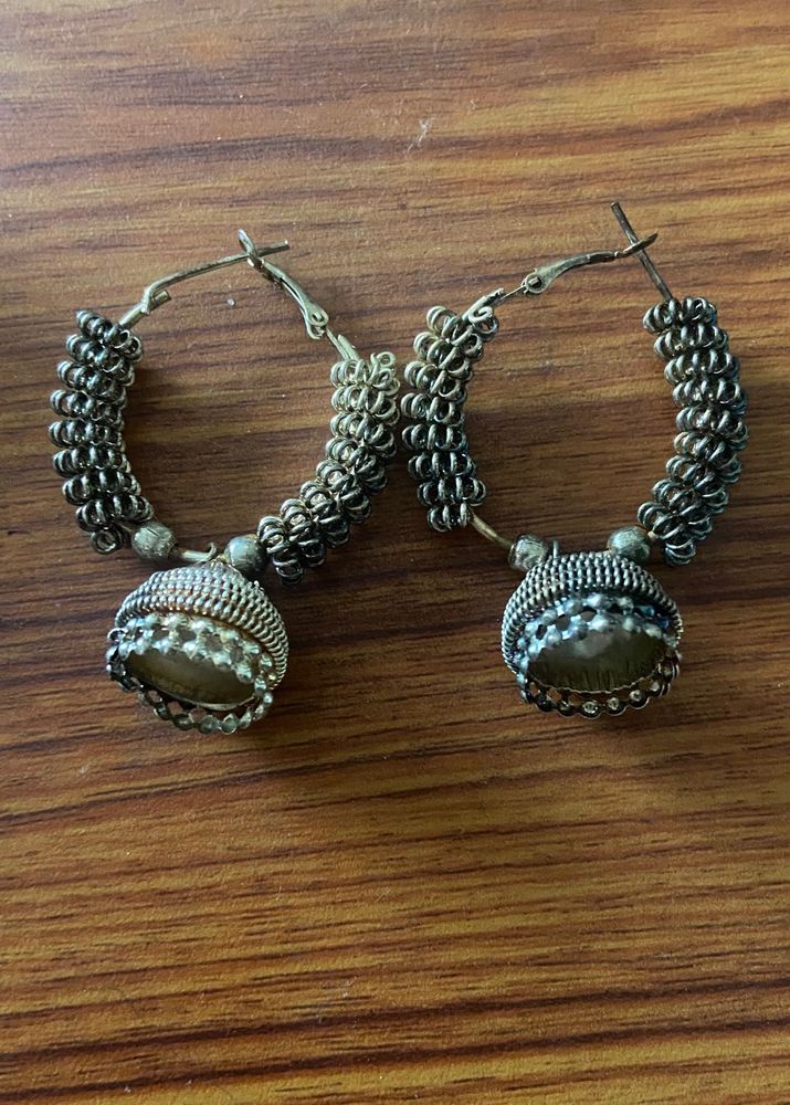 Jhumkis