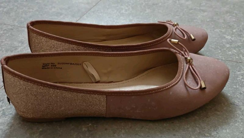 Chic Rose Gold Glitter Ballet Flats