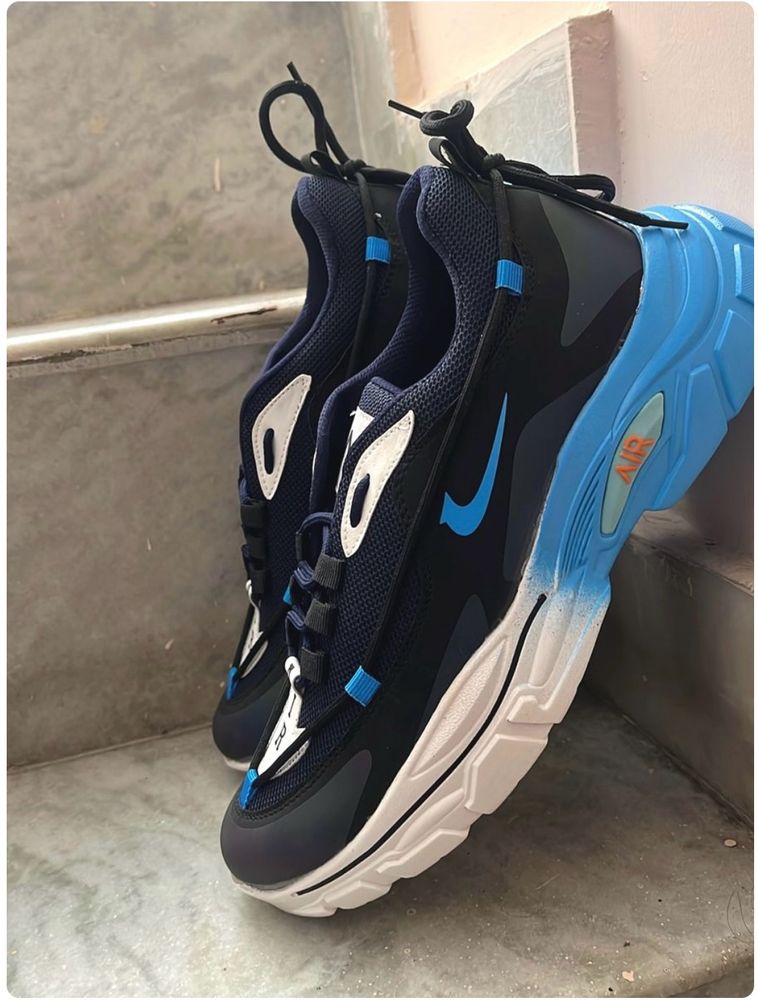 Nike Air Sports Shoes