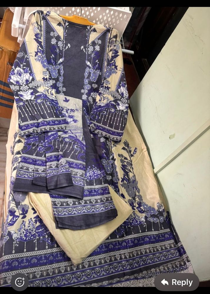 Elegant Blue &amp; Cream Floral Kurta Set