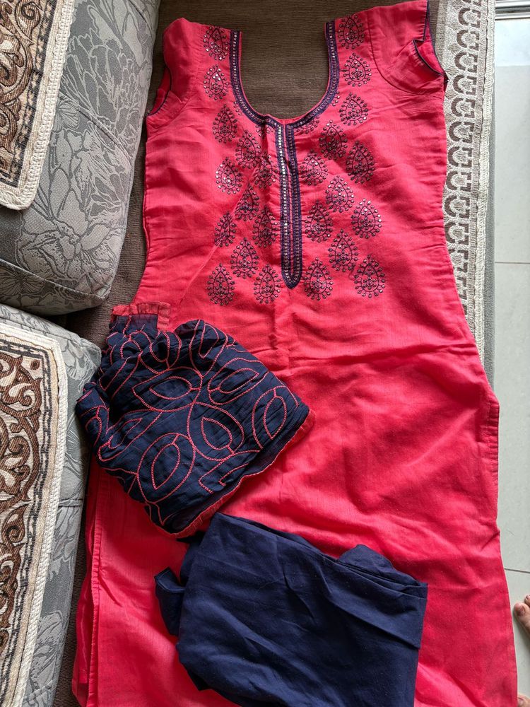 Pink Kurta Set with Navy Blue Dupatta