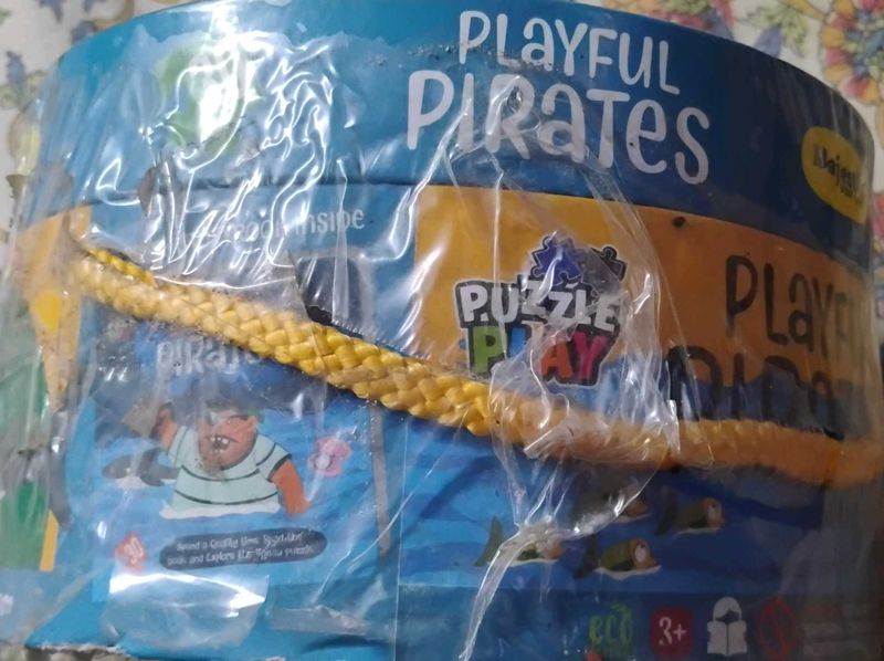 Playful Pirates Puzzle Play