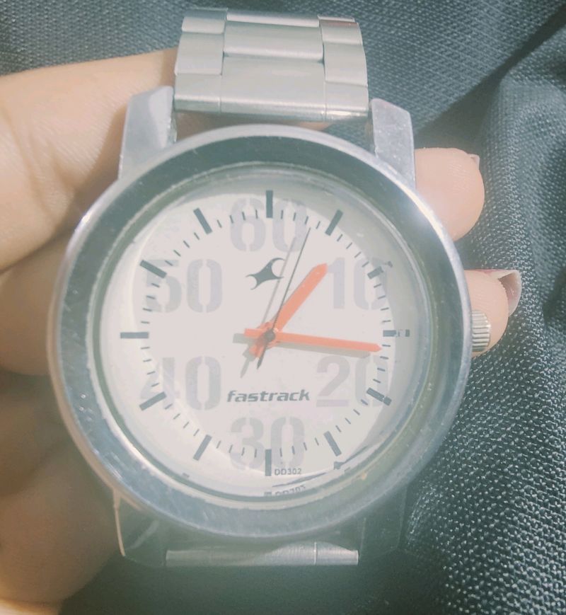 Fastrack Men's Analog Watch. Good Condition.
