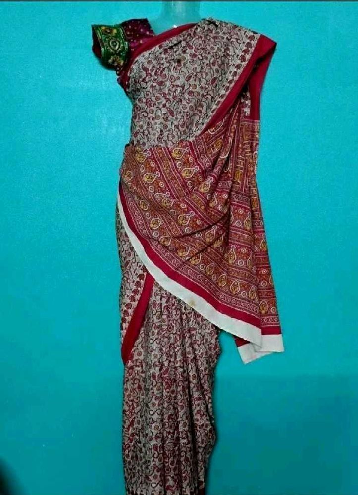 Beautiful crape saree