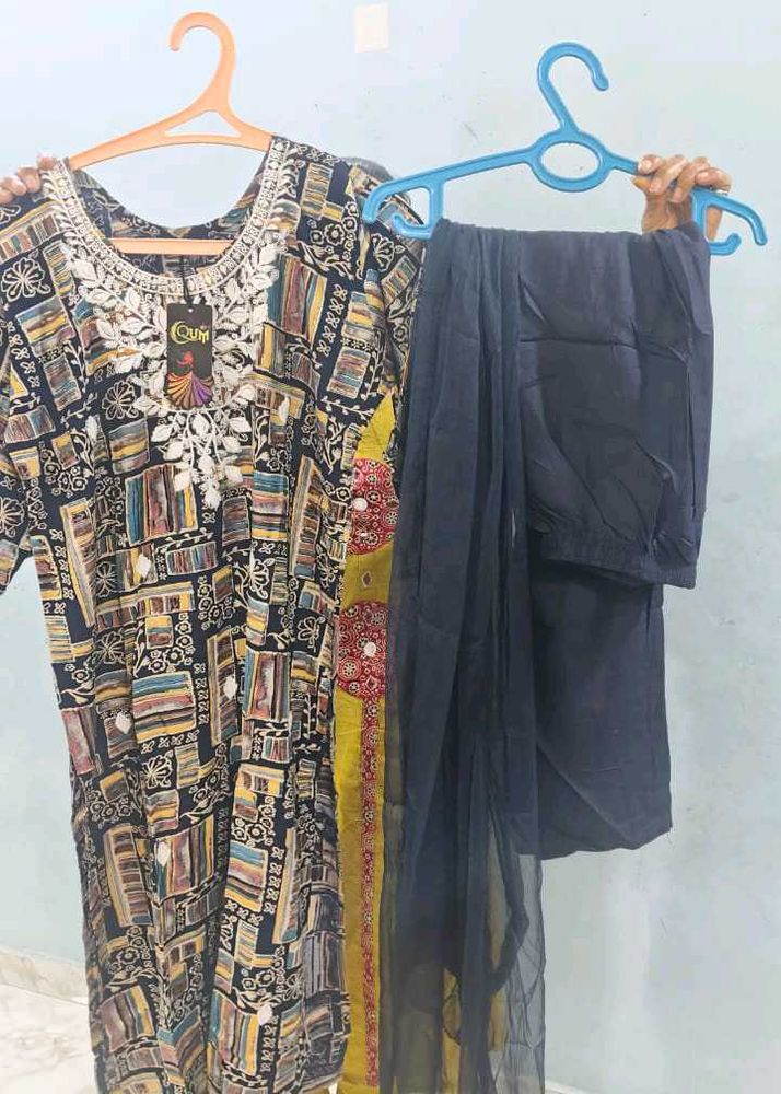 Stylish Printed Kurta Set