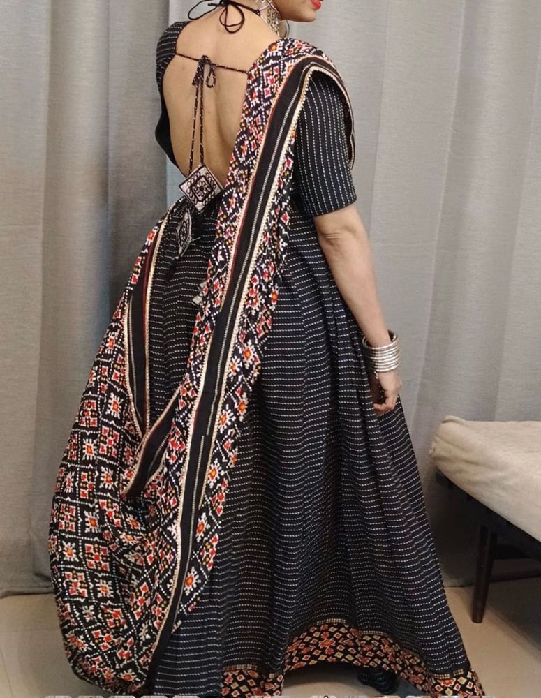 Elegant Black &amp; White Navratri lehanga