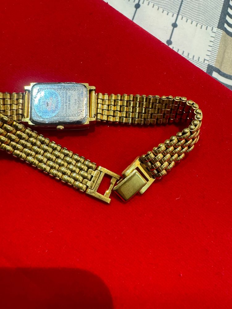 Lamex Golden Watche For Women