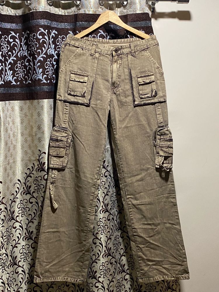 Wide Leg Cargo Pants