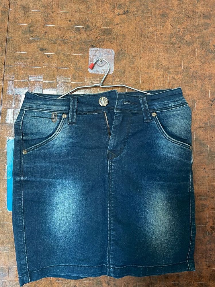 girls denim skirt