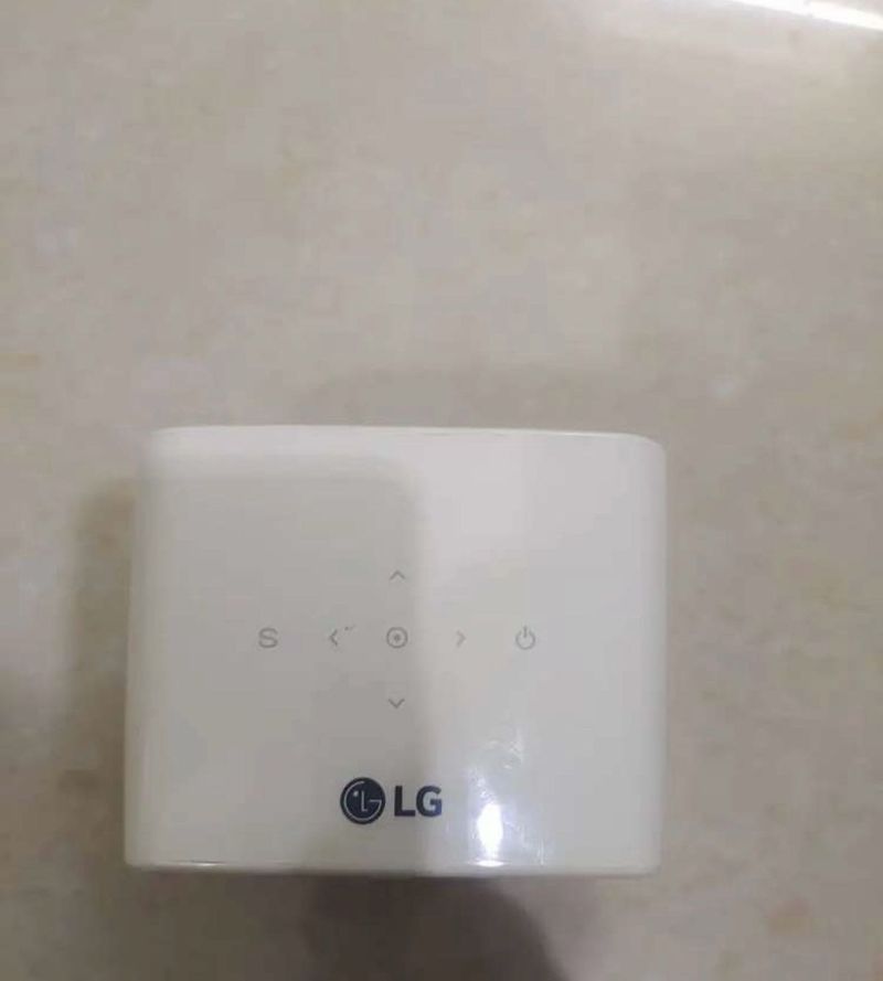 LG Portable Mini Projector