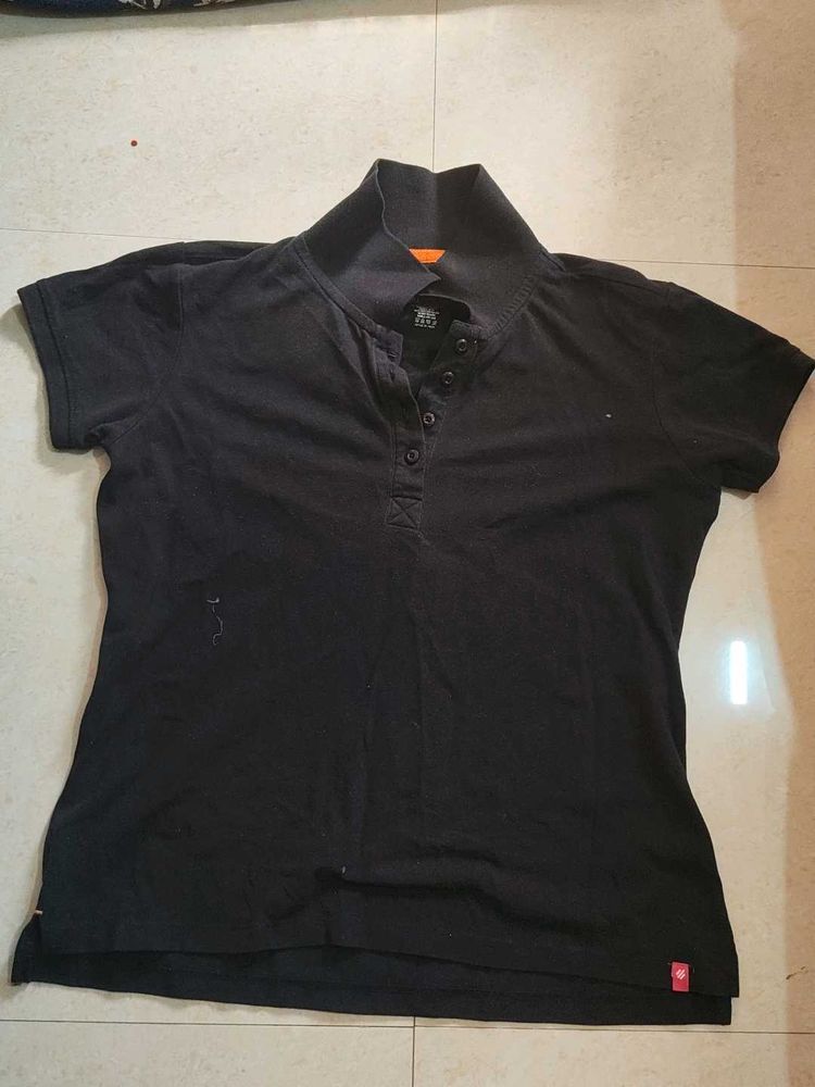 Black Collared Short Sleeve Top