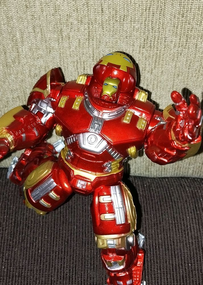metel robot action figure