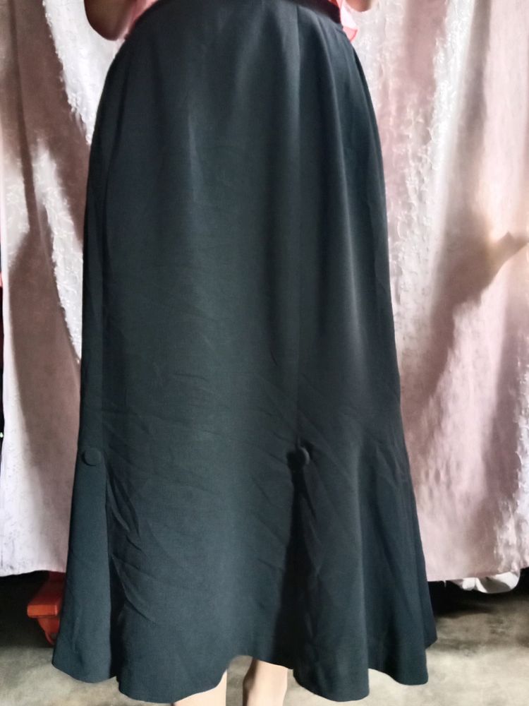 Black Skirt