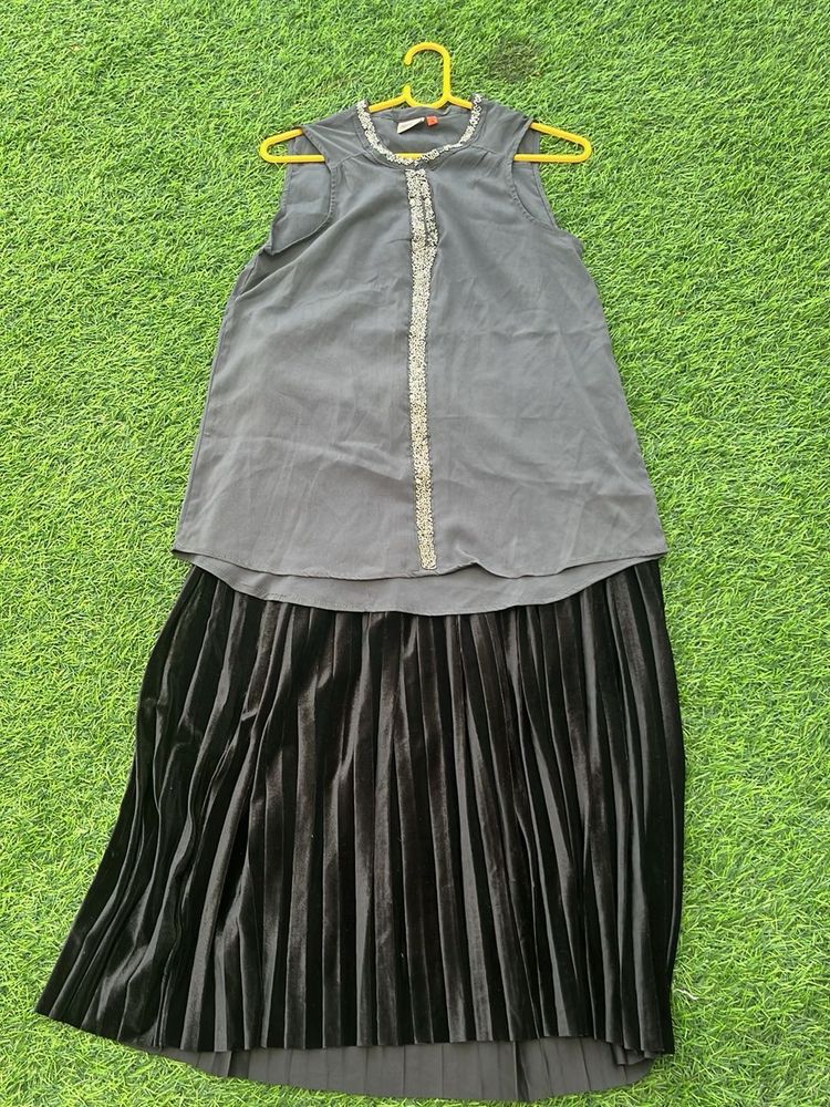 velvet skirt and only brand top