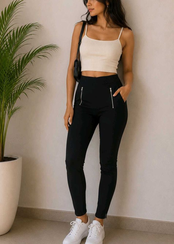 Zara Black Skinny Pants with Zippers +🎁