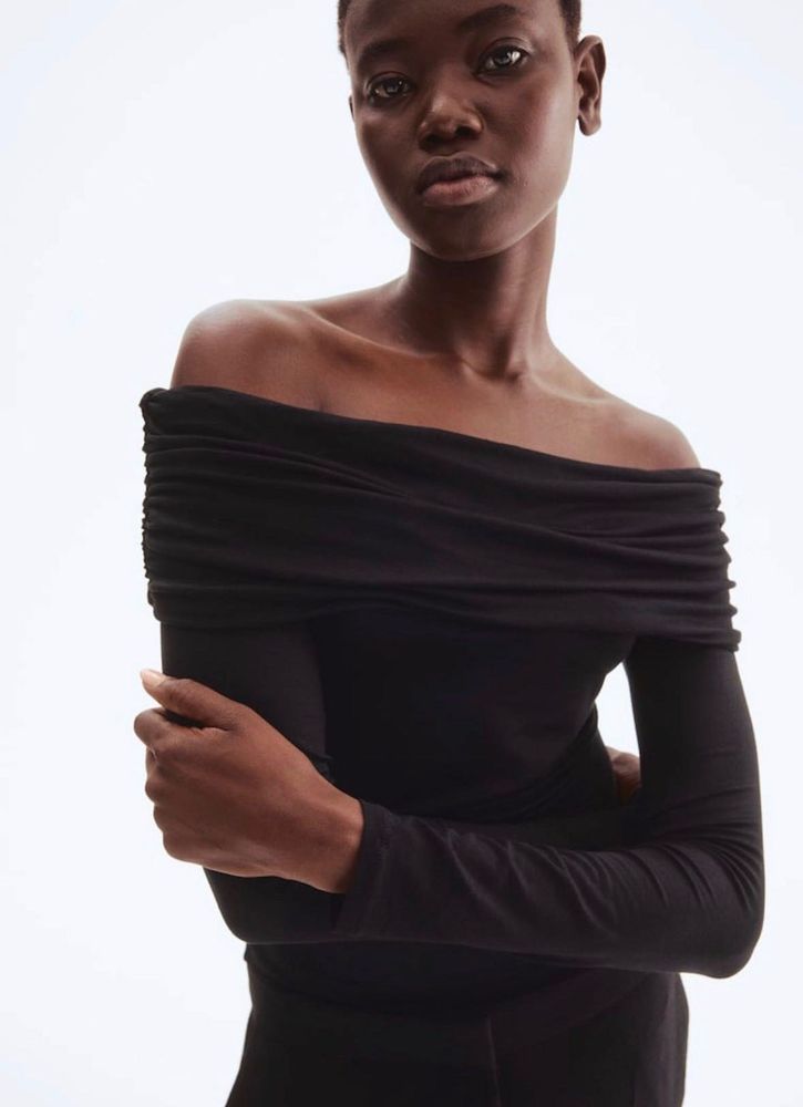 2 pack deal   Chic Off-Shoulers tops