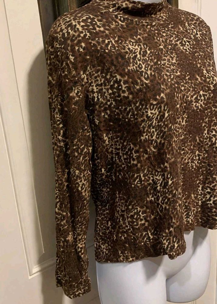 Leopard Print Mock Neck Top