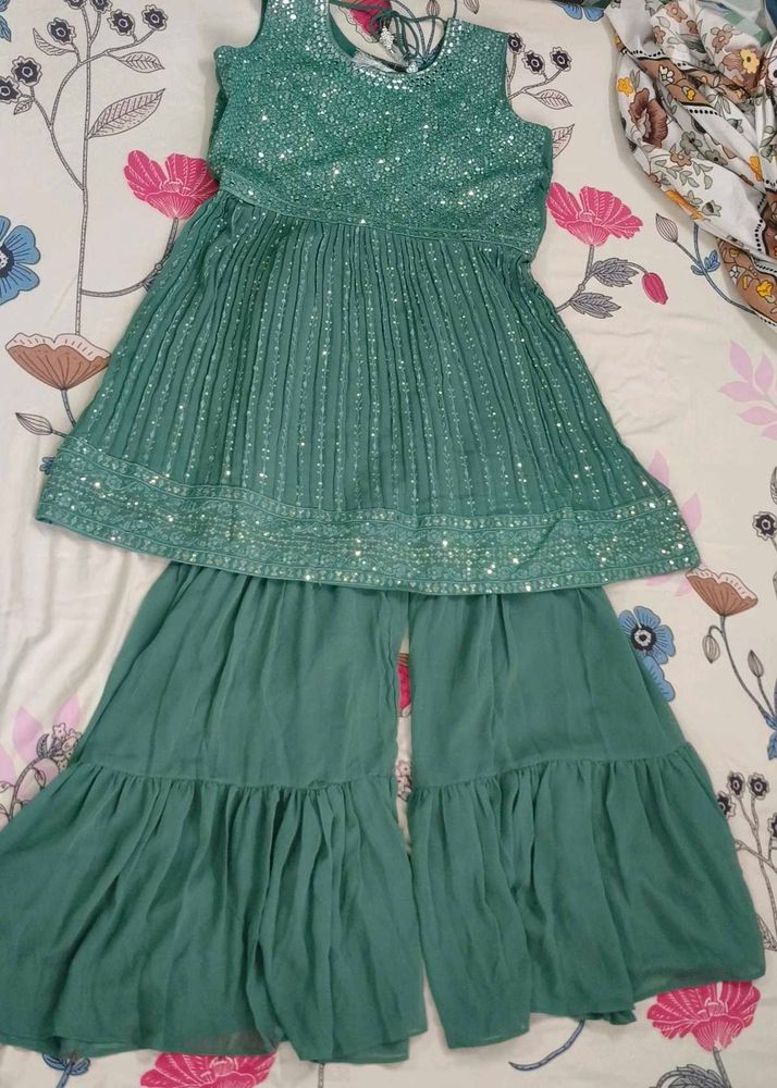 🌙 Green Mirror Work Sharara Set 💚