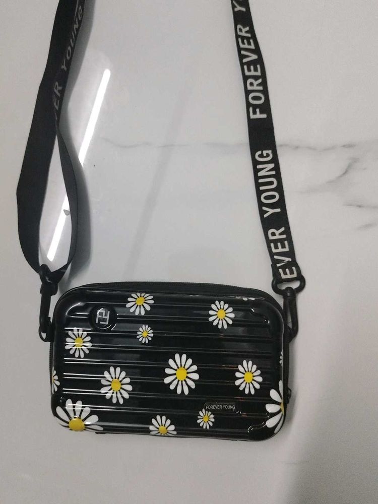 Cute Daisy Crossbody Bag 😍