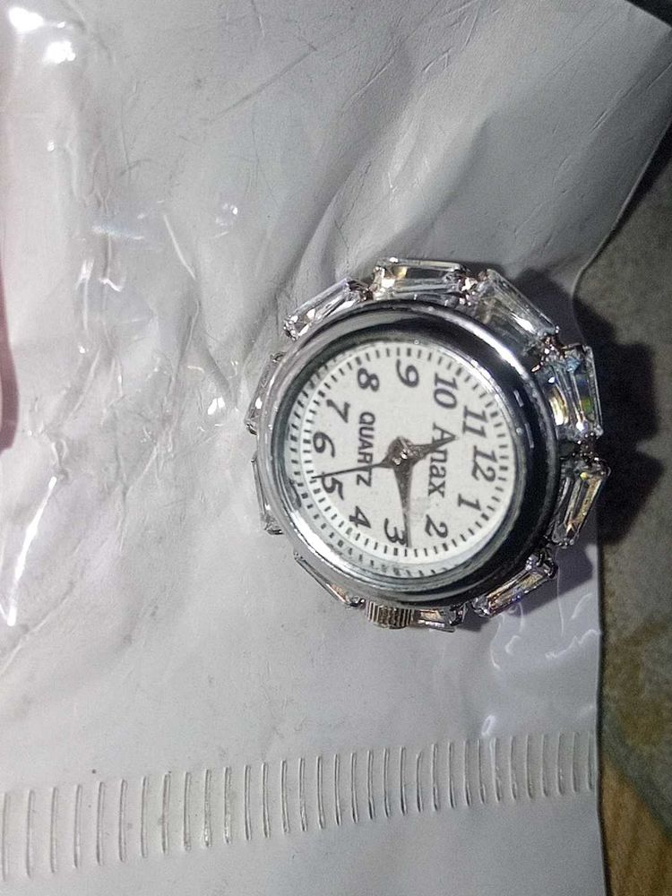 Sparkling Ring Watch