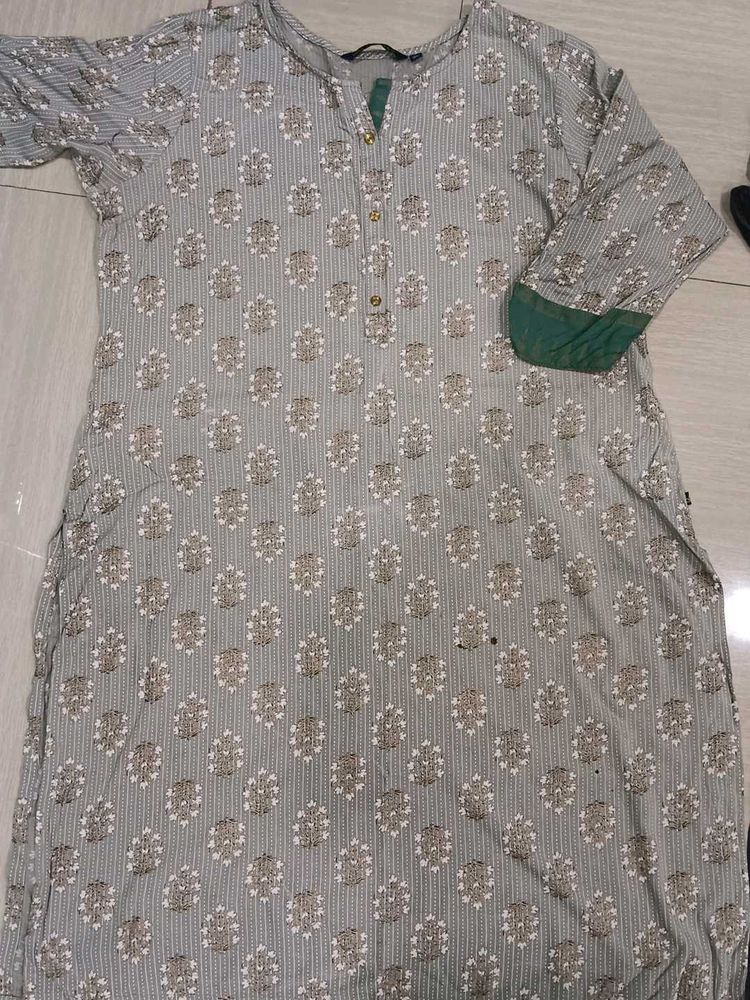 Avaasa Kurti Combo