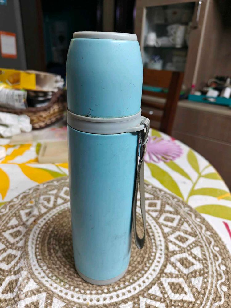 Light Blue Insulated Water Bottle