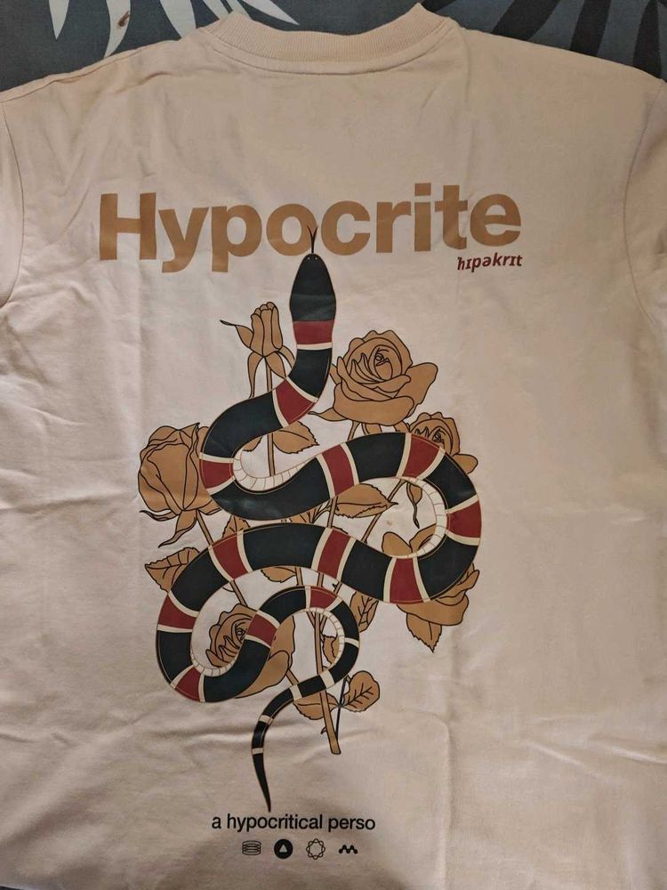 Snake &amp; Rose Graphic T-Shirt