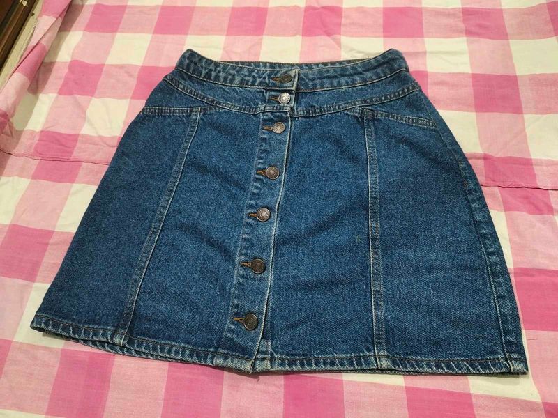 denim skirt