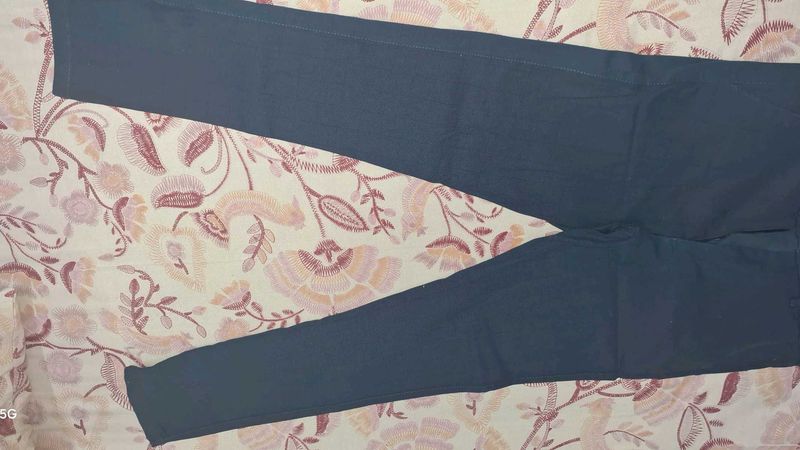 Men Blue Trousers/pant