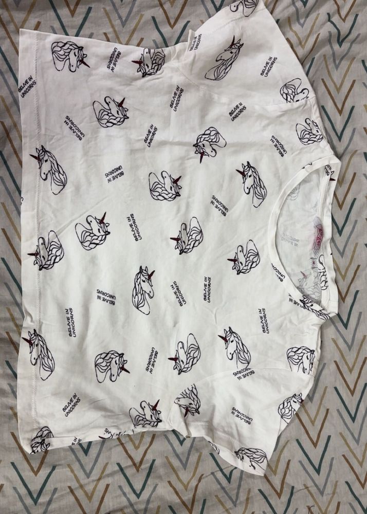 White Unicorn Print T-Shirt
