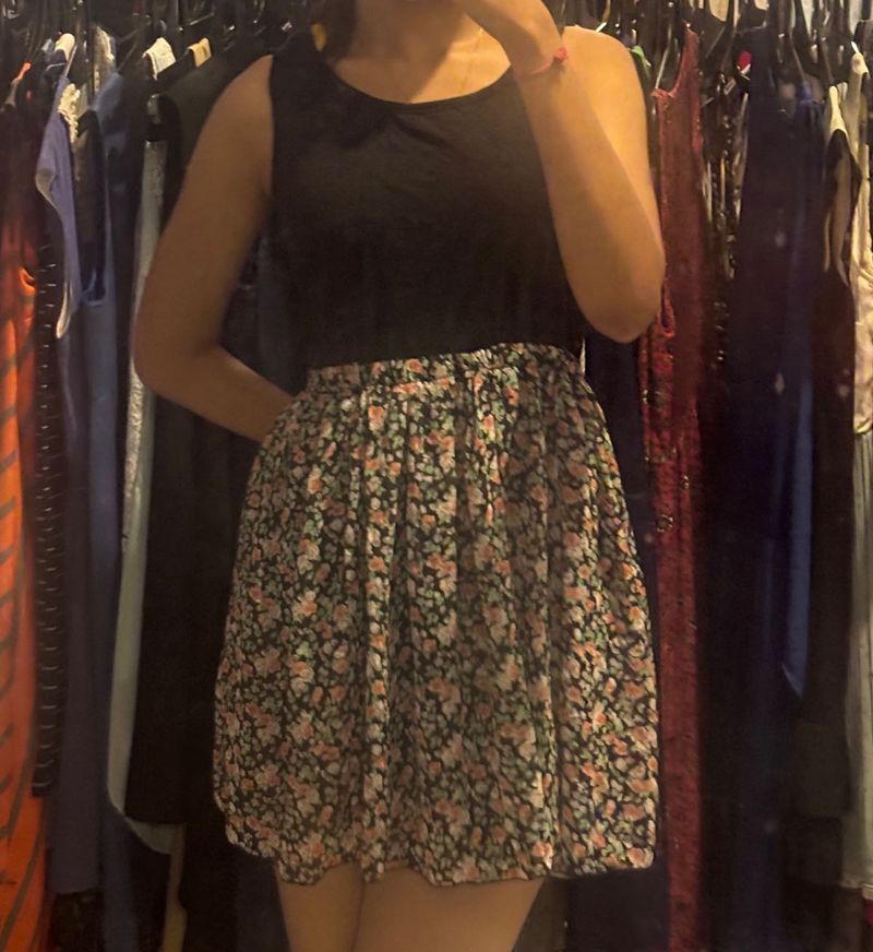Chic Floral Print Dress