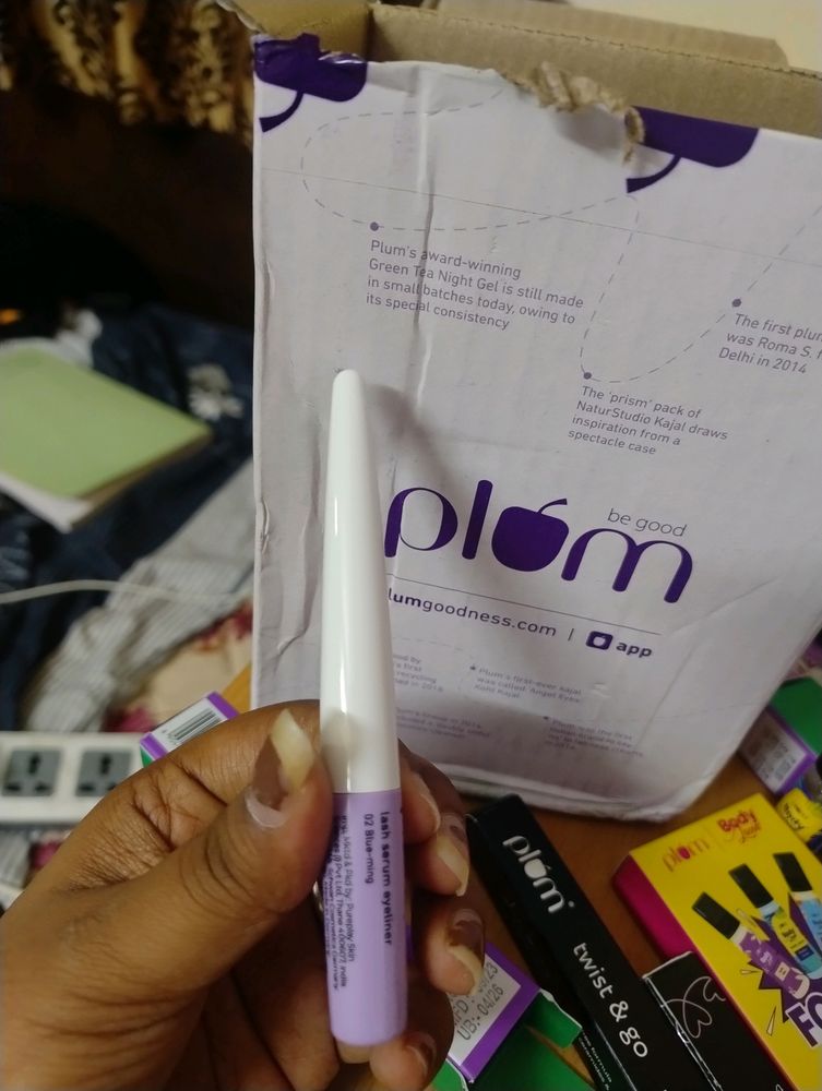 Plum Blue Eyeliner