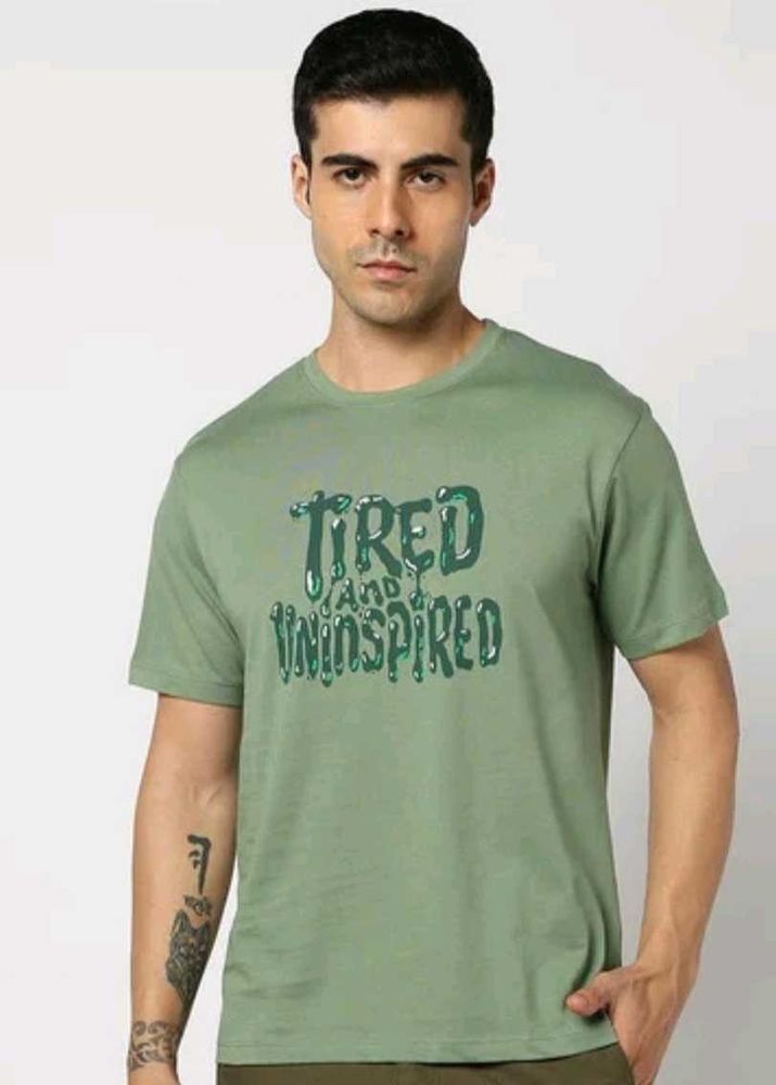 YOUSTA Men Typographic Print Regular Fit T-Shirt