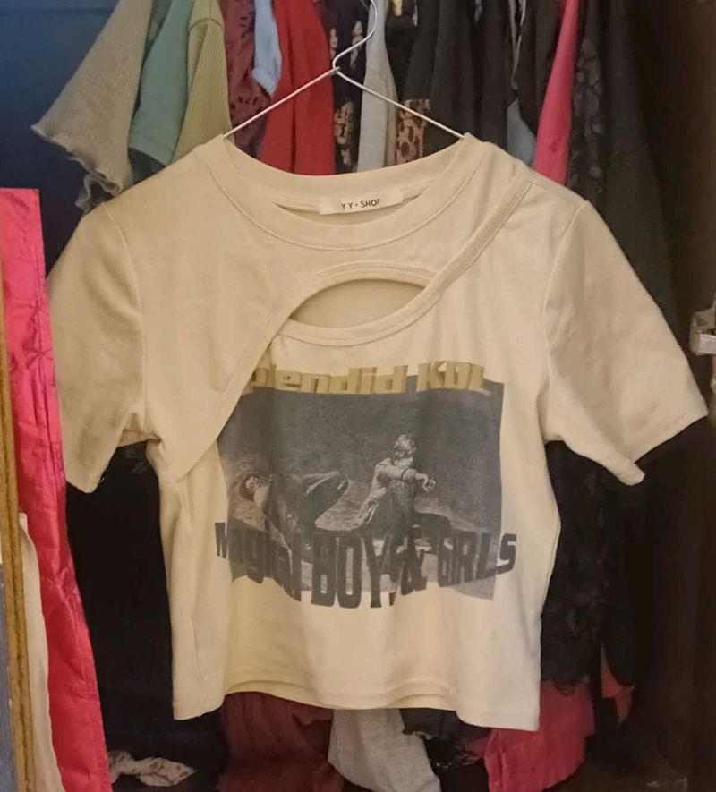 Graphic Cut-Out Crop Top Tee