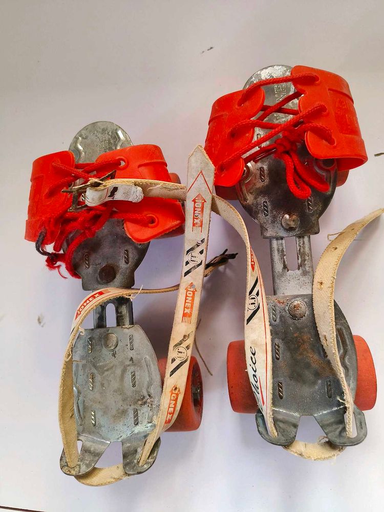 Vintage Roller Skates