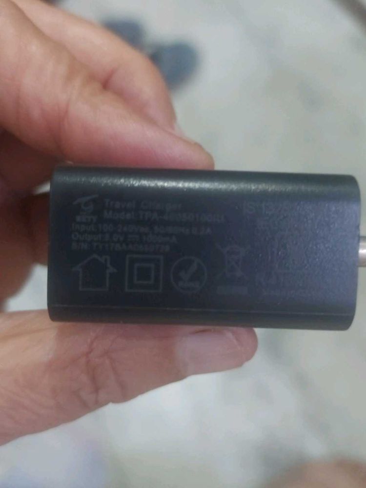 EZTV Travel Charger