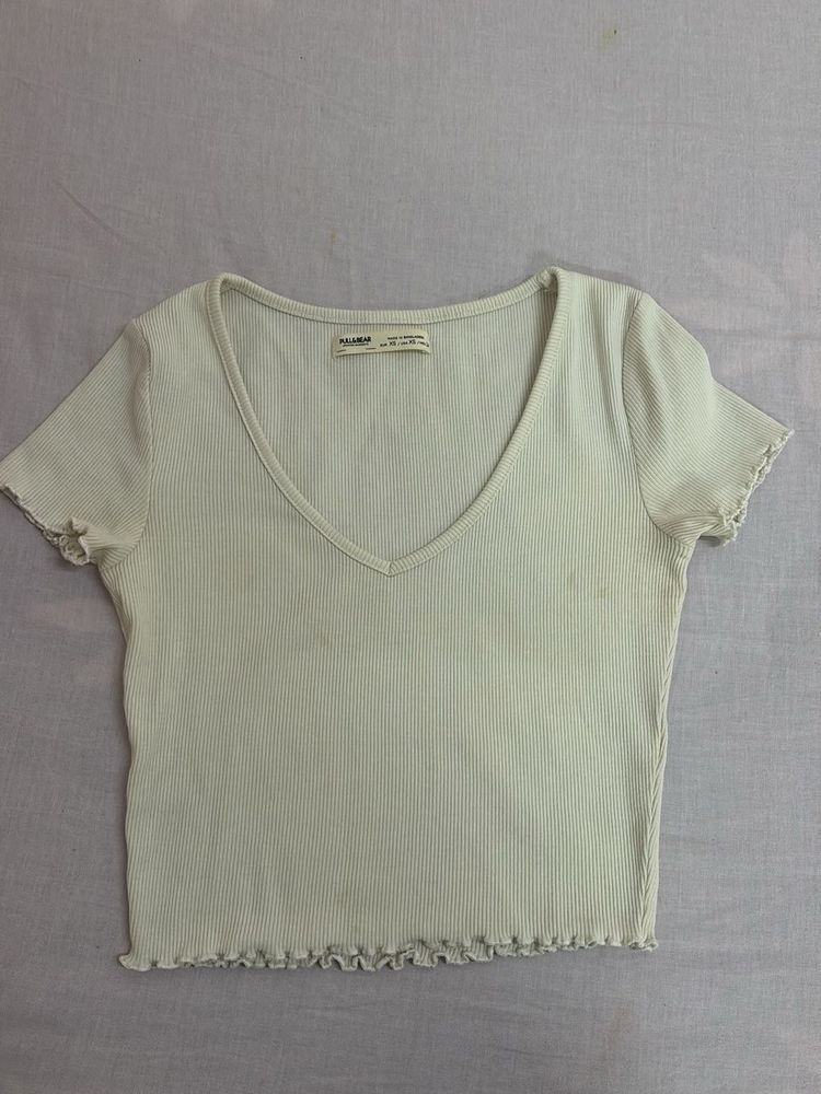 Ribbed V-Neck Lettuce Trim Tee