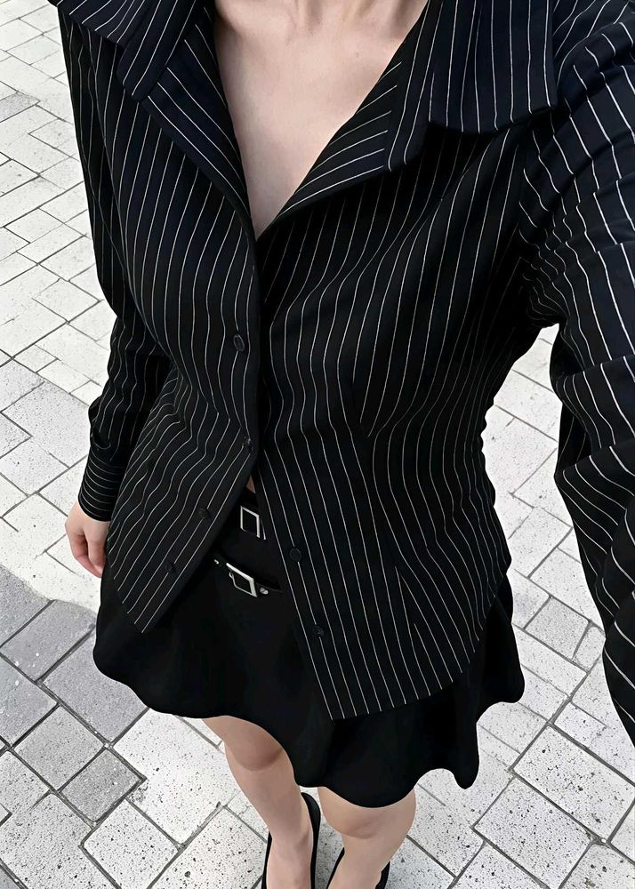 New with tag Korean Premium Chic Pinstripe Blazer