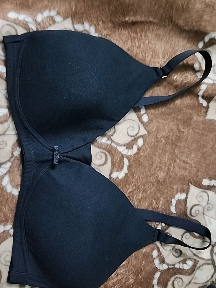 Lightly Padded T-short Bra