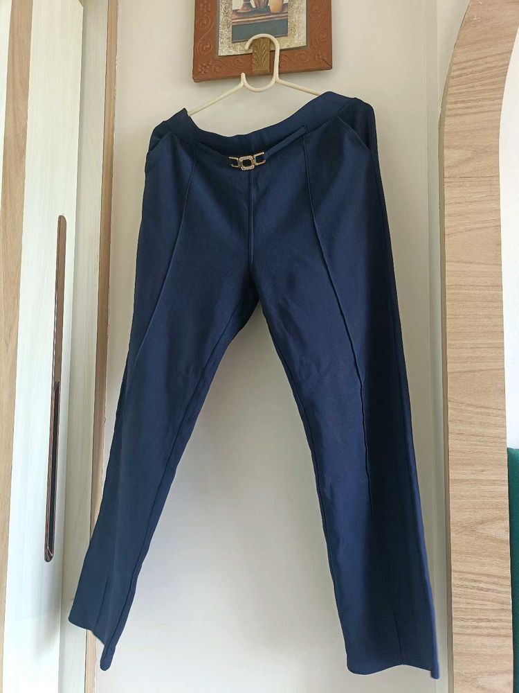 Elegant Navy Blue Trousers with Gold Buckle