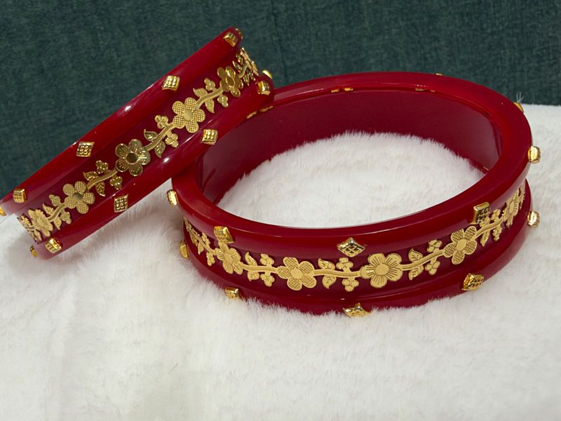 Traditional Red &amp; Gold Bangles