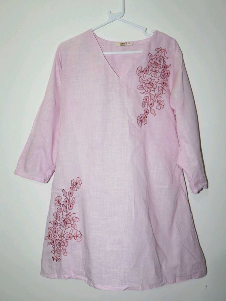 Pink Embroidered V-Neck short Kurta