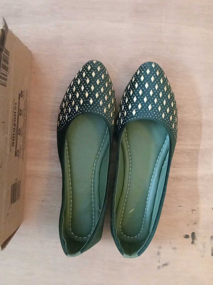 New Stylish Green Flats for Women size 39