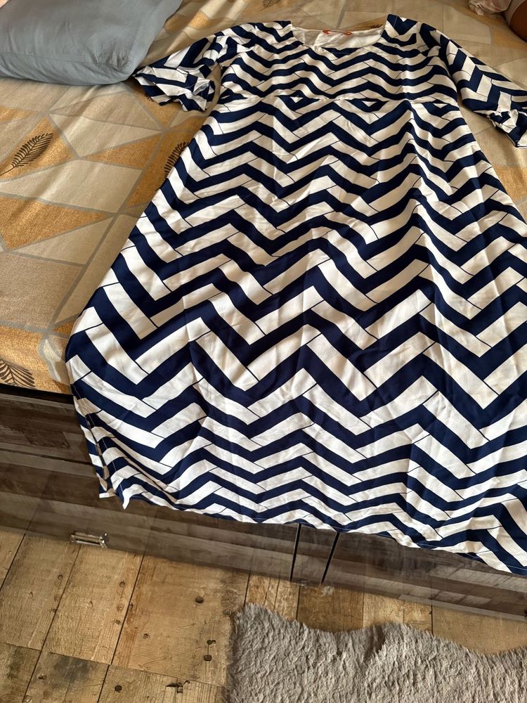 Chic Chevron Print Gown