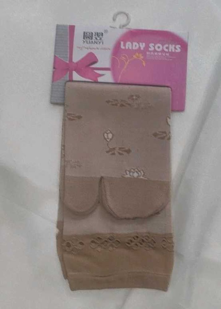 Lady Socks with Floral Design