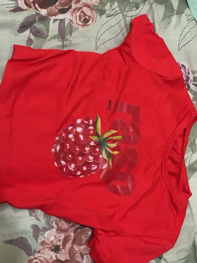 Red Berry Graphic T-Shirt